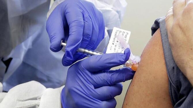 Tests von Corona-Impfstoff