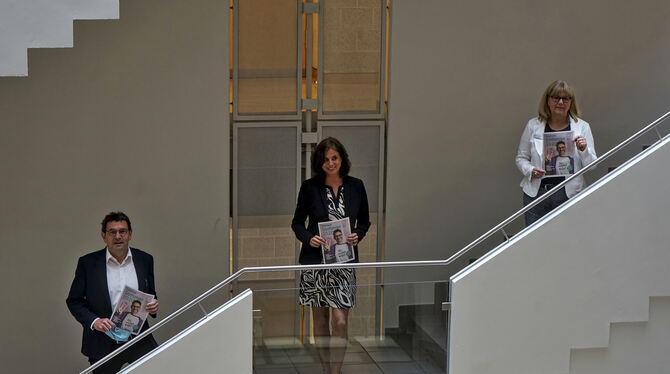 Stellten im Haus der VHS das Programm für den Lernsommer vor (von links): VHS-Geschäftsführer Ulrich Bausch, die neue Verwaltung