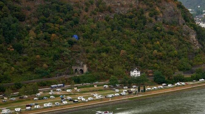 Heißluftballon mit sieben Menschen abgestürzt