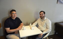 Michel Salzer schreibt an der Uni Tübingen gerade noch an seiner Masterarbeit. Außerdem ist er in der politischen Bildung tätig.