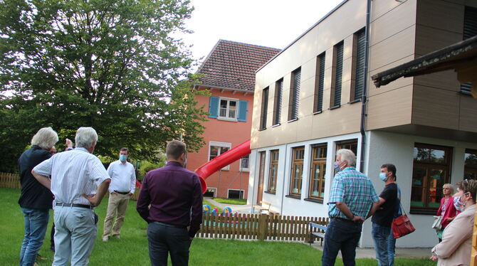 Gammertingens  Familienzentrum  St. Martin ist erweitert worden. Der Gemeinderat  verschaffte sich unter der Führung von Archite