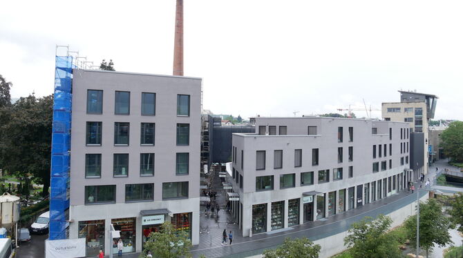 Die Enzian-Höfe in Metzingen: Die meisten Shops sind bezogen, doch ganz fertig ist das neue Quartier, wo früher die Seifenfabrik