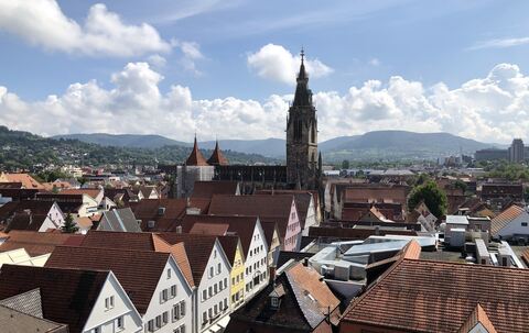 Aufbau und Inbetriebnahme des Reutlinger Riesenrads