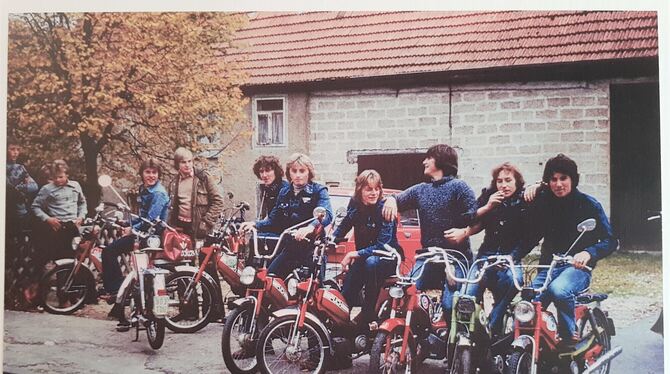 Mit Mofas ging es 1983 im MC Neufra los. FOTO: VEREIN Mit Mofas ging es 1983 im MC Neufra los. FOTO: VEREIN