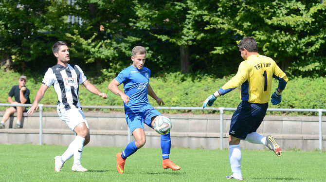 Zwei Mal erfolgreich für den TSV Glems: Benjamin Vukoja.  FOTO: BAUR/EIBNER