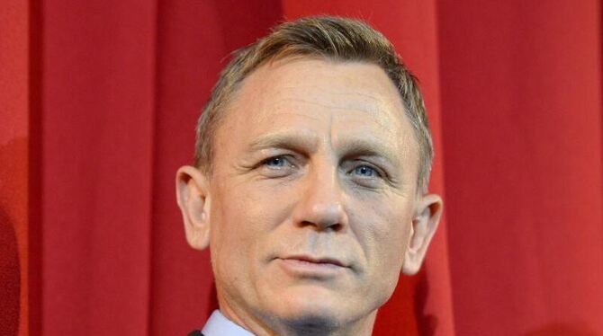 Daniel Craig