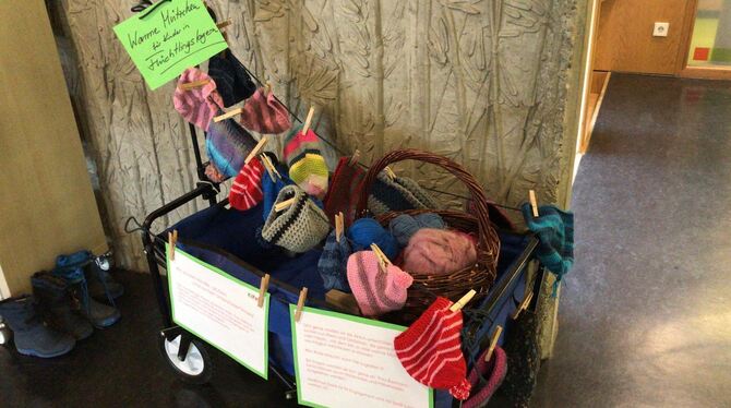 Für die Kinder ist eine Überraschung dabei, Schokolade inklusive.  FOTOS: KALENDER