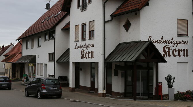 Die Landmetzgerei Kern mit ihrem Geschäftssitz in der Ortsmitte von Gniebel in der Reutlinger Straße wurde nach dem Tod des Chef