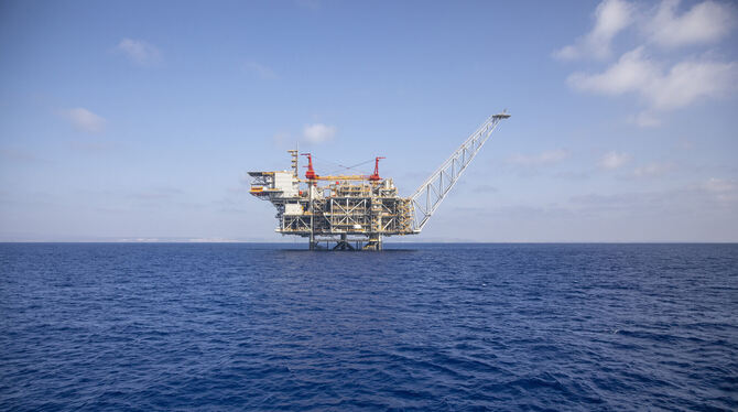 Die israelische Erdgas-Plattform Leviathan im Mittelmeer. Israel liefert Erdgas nach Ägypten und will Flüssiggas nach Europa exp