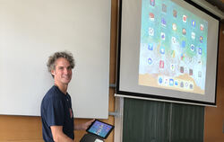 Marcus Fuhrich, stellvertretender Leiter des HAP-Grieshaber-Gymnasiums in Reutlingen-Rommelsbach, ist überzeugt von der digitale