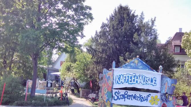 Das Kaffeehäusle verkauft Leckereien vom Mittagessen bis zum Snack. FOTO: VEREIN Das Kaffeehäusle verkauft Leckereien vom Mittagessen bis zum Snack. FOTO: VEREIN