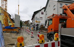Auch ohne Baustelle herrscht in der Heerstraße in Mittelstadt drängende Enge. Trotzdem gilt dort Tempo 50 – sehr zum Missfallen 