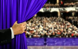 Damit sich der Vorhang für die Künstler der Region nach der Krise wieder öffnen kann, brauchen diese unsere Unterstützung.   FOT