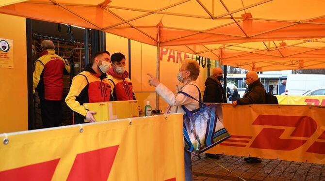Vorstellung der DHL-Paketbusse für Berlin