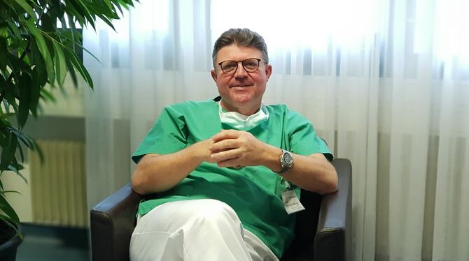 Das Thema »Triage« sei in den Reutlinger Kreiskliniken kein Thema, sagt der Ärztliche Direktor Friedrich Pühringer. FOTO: KÜSTER