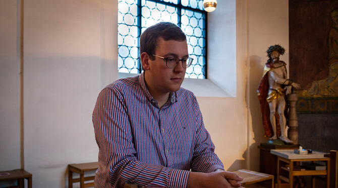 Der Tag im Priesterseminar Rottenburg beginnt für den 25-jährigen Nico Schmid jeden Tag um 7.30 Uhr mit einer Morgenandacht. Ers