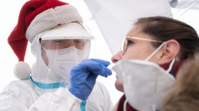 Kostenlose Corona-Schnelltests zu Weihnachten Kostenlose Corona-Schnelltests zu Weihnachten