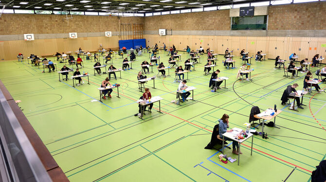 Abi-Prüfung mit Abstand in Reutlingen.
