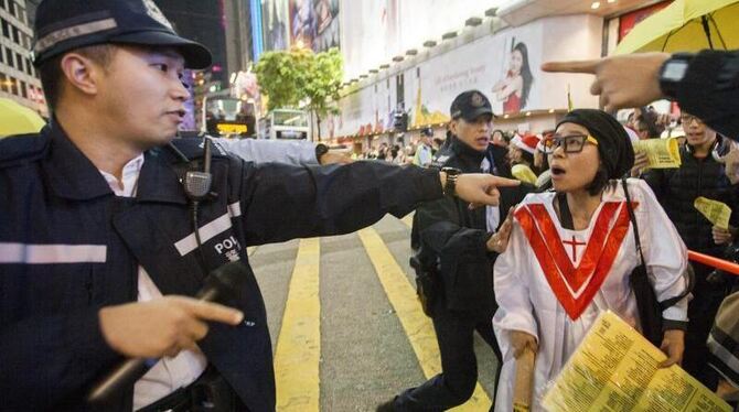 Keine Ruhe in Hongkong: Die Polizei geht gegen die Demokratiebewegung vor. Foto: Alex Hofford
