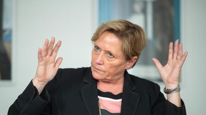 Susanne Eisenmann Susanne Eisenmann