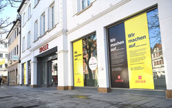 Beteiligt sich am stillen Protest: Modehaus Zinser in der Reutlinger Innenstadt.  FOTO: PIETH