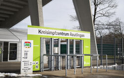 Am Freitag öffnen sich die Türen des Kreisimpfzentrums Reutlingen im Kreuzeichestadion.
