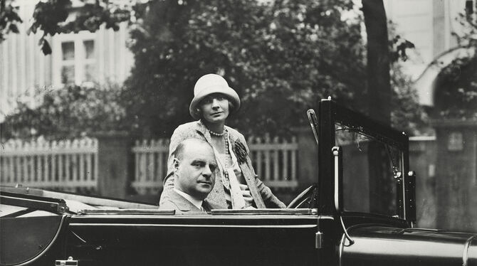 Bruno und Liesl Frank, er stammt aus Stuttgart, sie aus München, wussten sich 1929 in Szene zu setzen.  FOTO: PICTURE ALLIANCE/U
