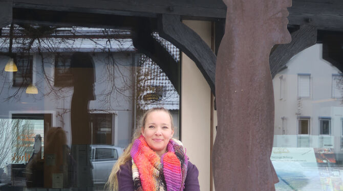 Kunstwege in Metzingen: Bettina Scharping setzt sich zusammen mit anderen für die Kunst ein, vermittelt bei Führungen und Projek