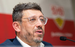 Will die Mitgliederversammlung von März auf September verschieben: Claus Vogt, amtierender Präsident des VfB Stuttgart. Foto: To