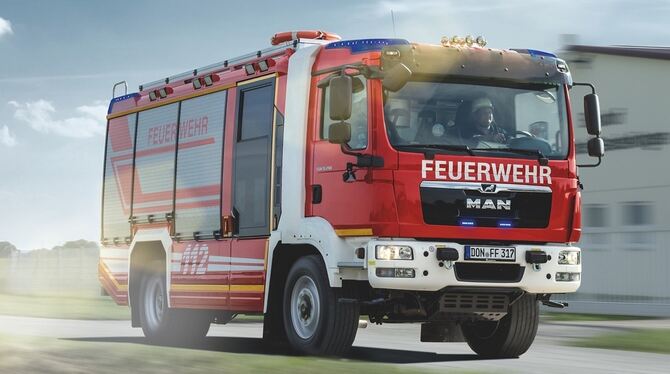 Im Frühjahr erwartet die Uracher Feuerwehr die Auslieferung von gleich zwei neuen Autos. Das Bild zeigt ein Löschfahrzeug (LF) 2 Im Frühjahr erwartet die Uracher Feuerwehr die Auslieferung von gleich zwei neuen Autos. Das Bild zeigt ein Löschfahrzeug (LF) 2