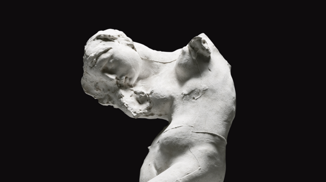 In der Fondation Beyeler prallen Gegensätze aufeinander, die dennoch nicht ohne Bezug sind: links Rodins Gips-Skulptur "Meditati
