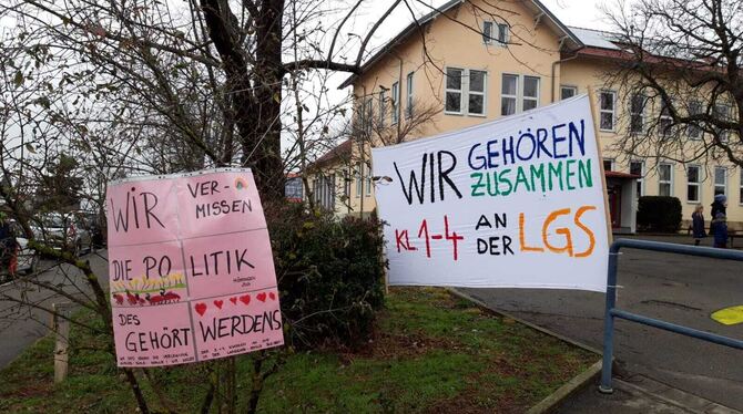 Der Protest gegen den Umzug der Klassenstufen 3 und 4 von der Langgass-Schule in die Gottlieb-Rühle-Schule ist nun Geschichte.