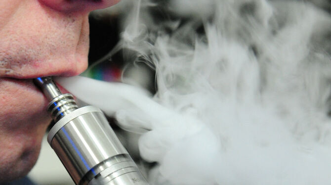 E-Zigaretten liegen im Trend, damit lassen sich Geschäfte machen. In dem vor dem Amtsgericht Reutlingen verhandelten Fall gab es