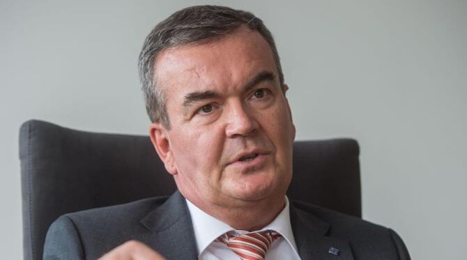 Fritz Engelhardt Fritz Engelhardt