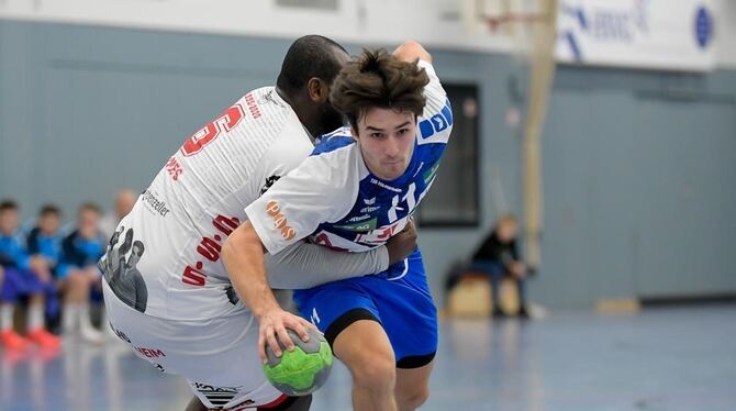 Felix Zeiler, der Neuzugang des   VfL Pfullingen.  FOTO: TSCHIRLEY