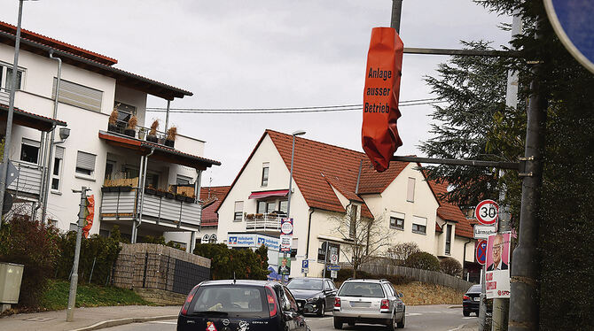 Die Ampelanlage am Scharfen Eck ist momentan außer Betrieb.  FOTO: HAI