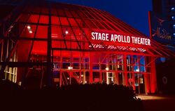»Alarmstufe Rot« für das Apollo-Theater in Stuttgart-Möhringen, das seit fast einem Jahr geschlossen ist.  FOTO: KERSTIN KÖHLER