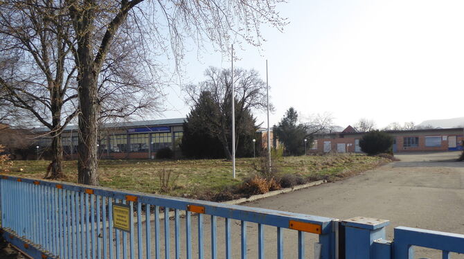 Die ehemaligen Fabrikanlagen auf dem Hoeckle-Areal in Mössingen sollen einem nachhaltigen Stadtquartier weichen.  FOTO: LENSCHOW