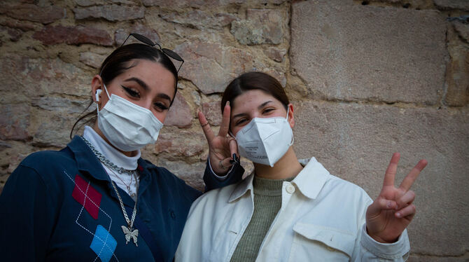 Roberta Strano (rechts) fordert ein gutes Hygienekonzept. Dilay Akcay findet es unfair, wenn Olympia stattfindet. Roberta Strano (rechts) fordert ein gutes Hygienekonzept. Dilay Akcay findet es unfair, wenn Olympia stattfindet.