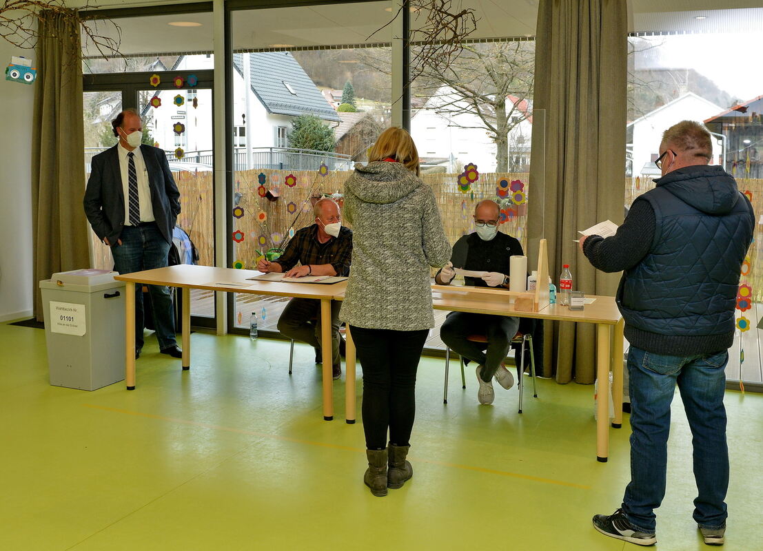 Pel-1503-16 Kita Echaz-Niethammer