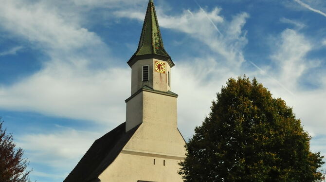 Die Kirche in Gomadingen.  FOTO: MEYER