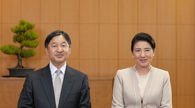 Japans Kaiser Naruhito und seine Frau Kaiserin Masako bei ihrer Neujahrs-Videobotschaft. Nur männliche Nachfahren der männliche