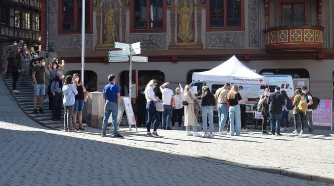 Corona-Teststation Rathaus Tübingen Die Teststation am Tübinger Rathaus.