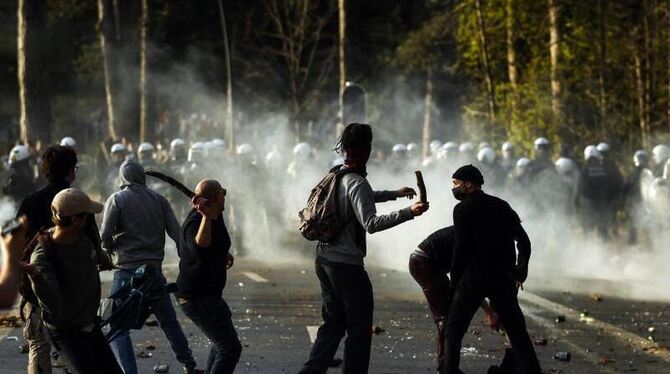 Ausschreitungen Ausschreitungen