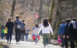 Menschen aus dem ganzen Südwesten pilgerten nach Bad Urach.