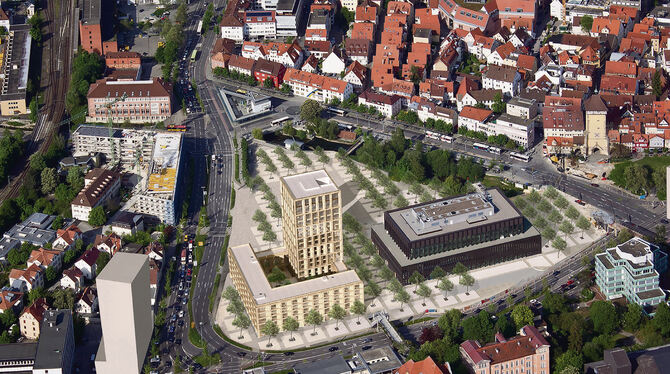 Das geplante Stadthallen-Hotel mit Hotel-Turm (rechts) an der Ecke Konrad-Adenauer-Straße/Eberhard-Straße ist bekannt, ein Büroh