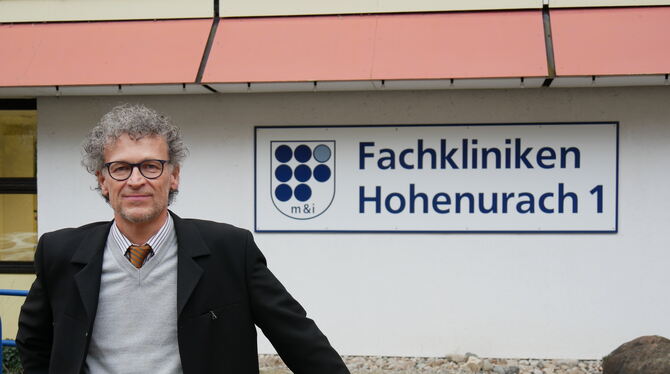Uli Wüstner ist der Geschäftsführer der Fachkliniken Hohenurach. Er blickt entspannt auf die Veränderungen, die sich in Bad Urac