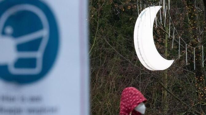 Nächtliche Ausgangssperren Nächtliche Ausgangssperren