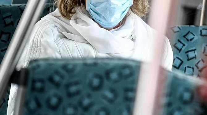 Öffentlicher Nahverkehr in der Pandemie Öffentlicher Nahverkehr in der Pandemie