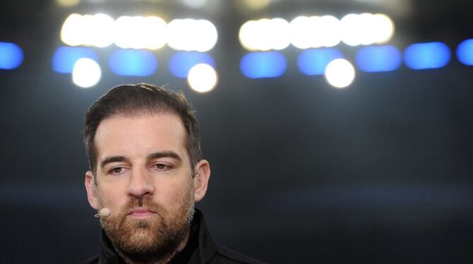 Christoph Metzelder wirkt, als sei er froh, dass es ein Ende hat. FOTO: TAYDUCLAM/WITTERS